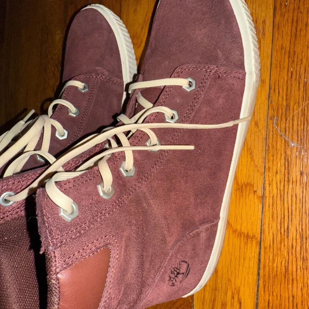 Timberland Waterproof Sneaker Boots Burgundy Women’s 9